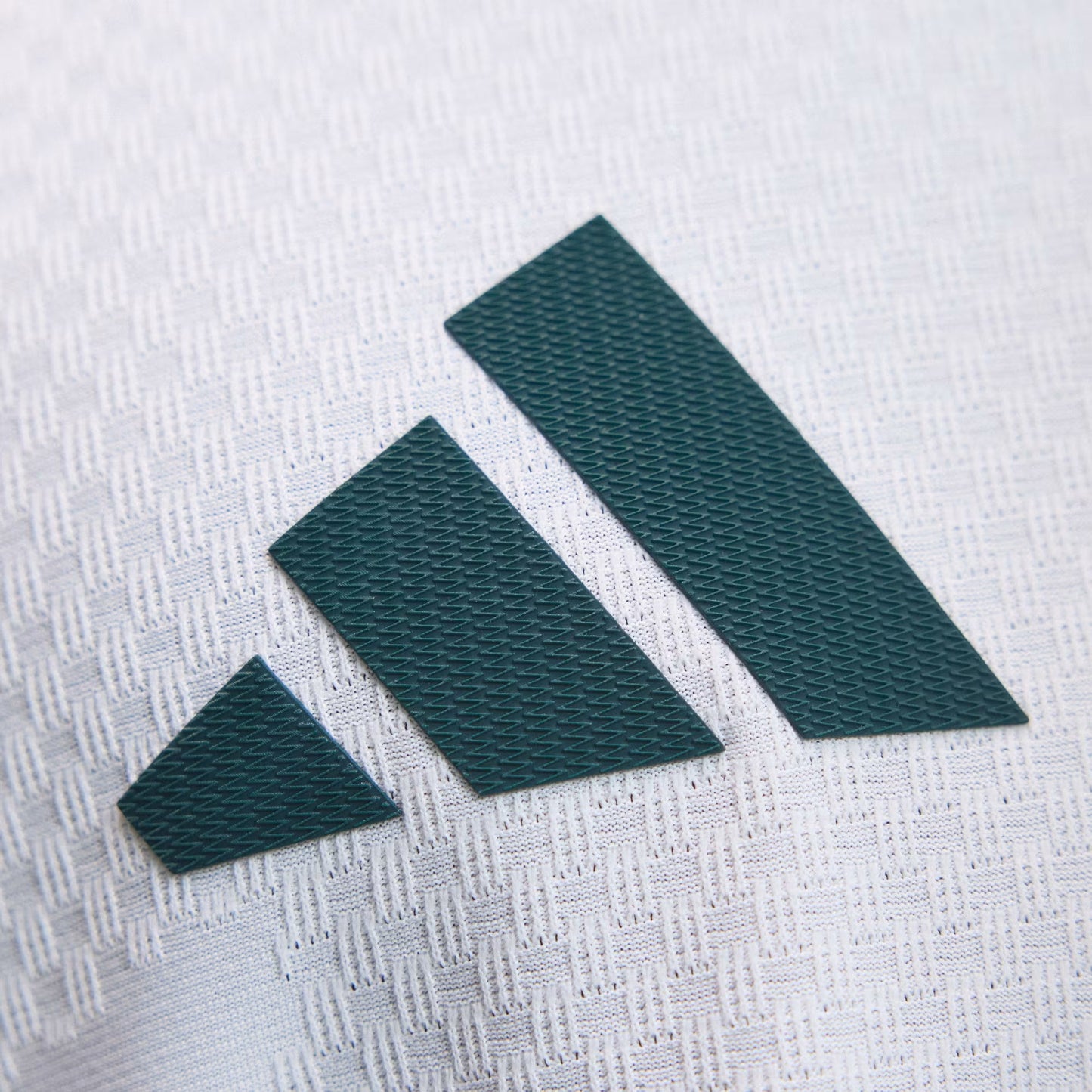 Real Madrid 2026/27 Heimtrikot Langarm Spielerversion