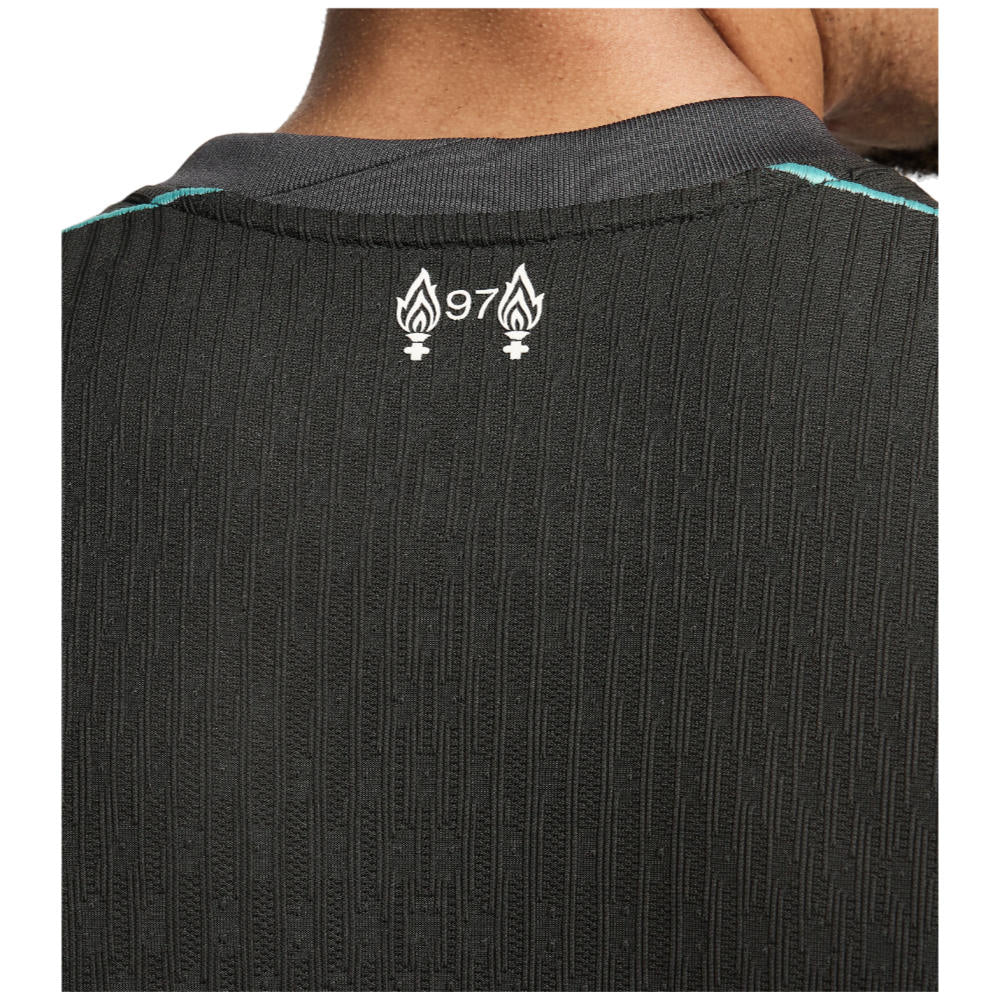 2024/25 Liverpool player Away Shirt